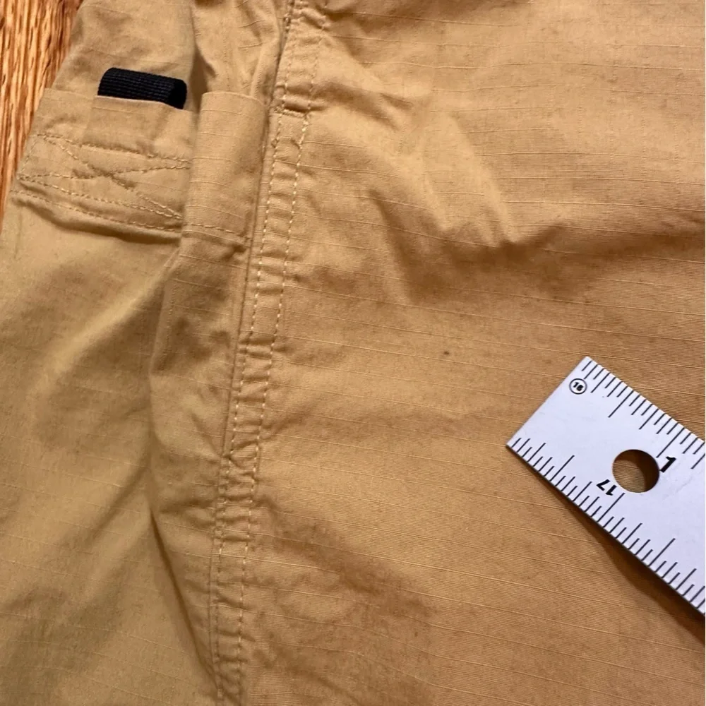 North Face Men’s Cargo Shorts Ripstop Tan Khaki Belted Size Large (z)